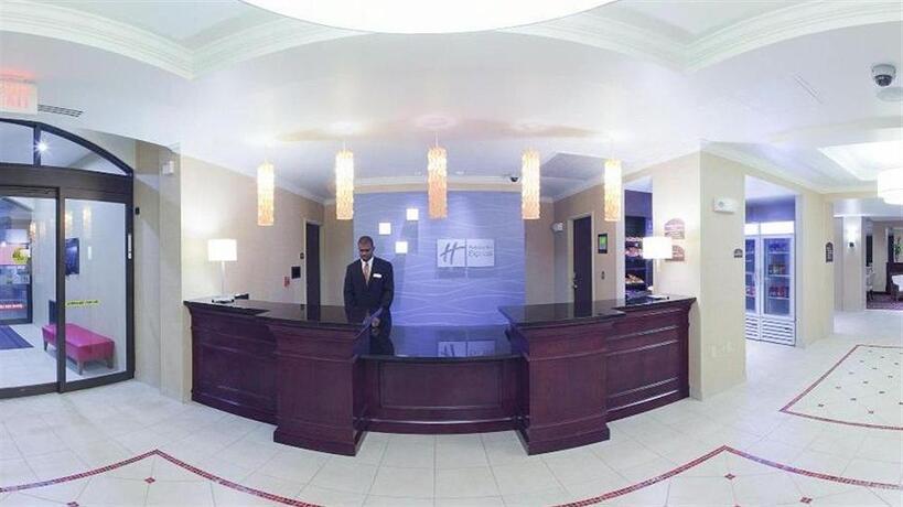 Photo – Hotel Holiday Inn Express Washington Dc