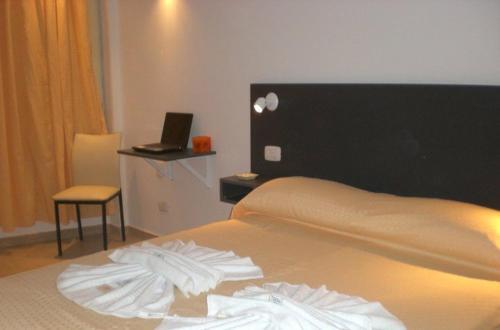 Foto de una habitación de Terra do Mar Hotel