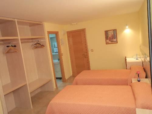 Foto de una habitación de Hostal Fronton
