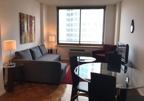 Photo – Columbus Suites