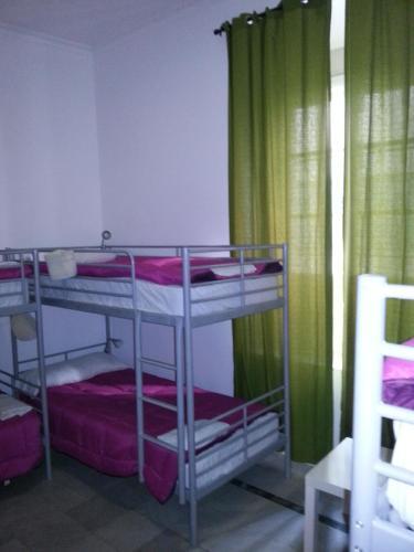 Foto de una habitación de Babel Hostel Sevilla