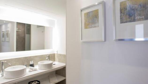 Foto de Casa De Poble Termes Romanes
