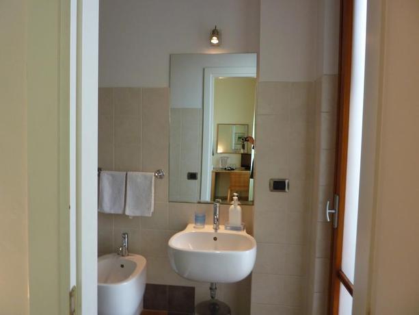 Foto del baño de Bed-and-Breakfast A Firenze da Paolo
