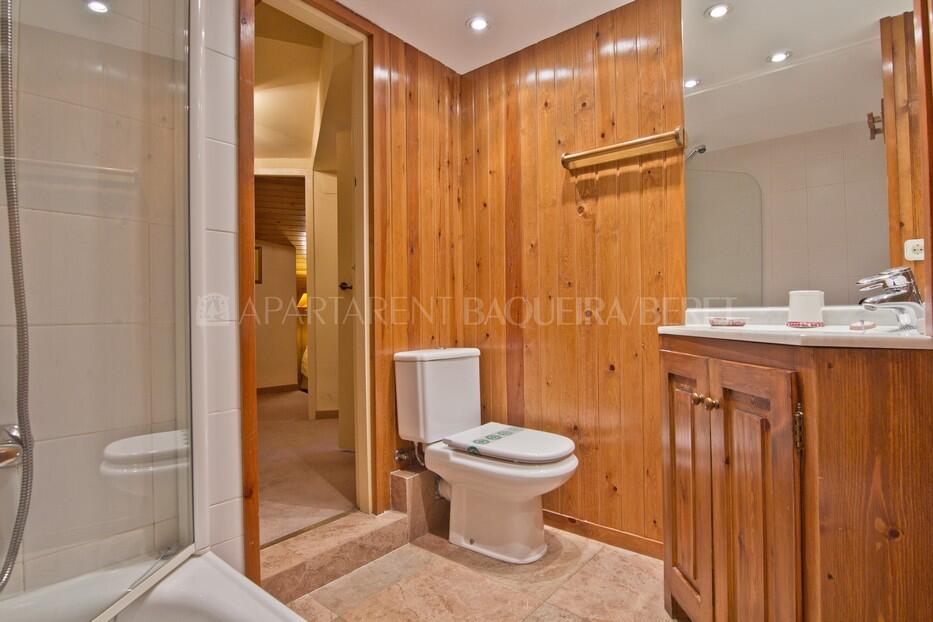 Foto del baño de Apartamentos Marmotas. Edif. Mauberme