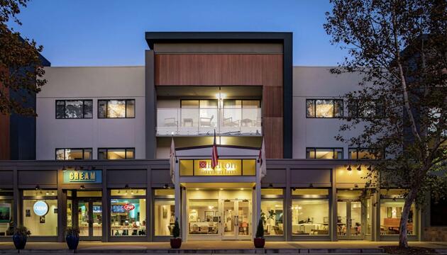 Photo – Hotel Hilton Garden Inn Davis Downtown