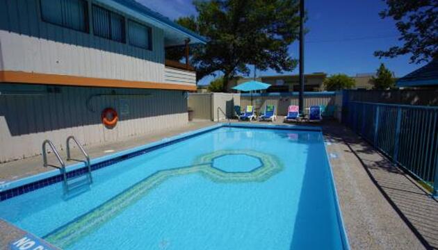 Photo – Recreation Inn and Suites