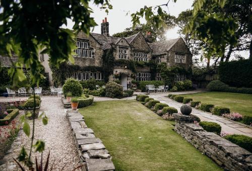 Photo – Holdsworth House Hotel