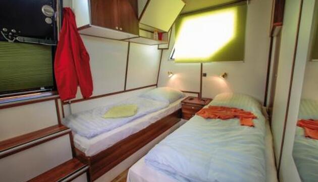 Foto de Botel Kuhnle-Tours Hafendorf Müritz