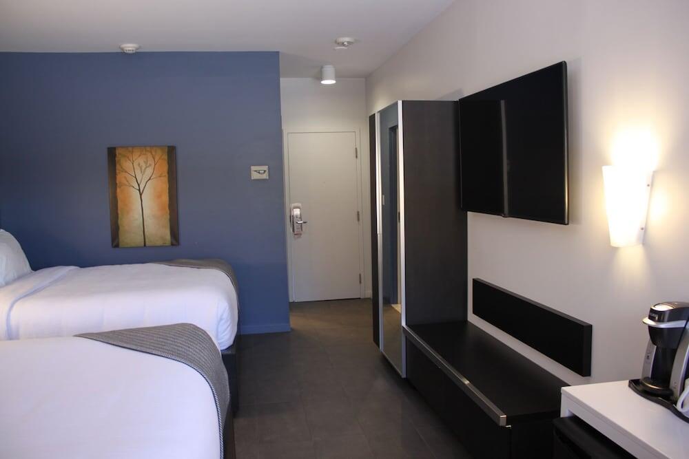 Hotel Le Dauphin StHyacinthe, Saint Hyacinthe Central de Reservas