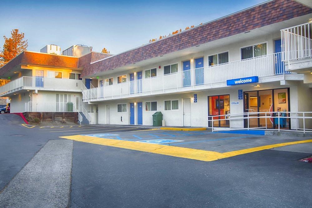 Foto general de Motel 6-Mammoth Lakes, CA