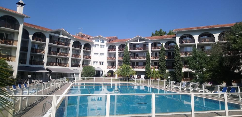 Foto de una habitación de Hotel Résidence Anglet Biarritz-Parme