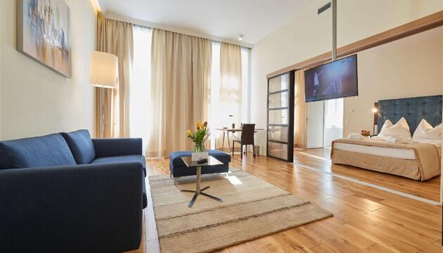 Foto de HiLight Suites Hotel
