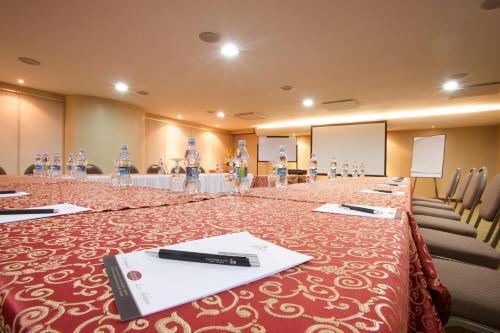 Foto de los servicios de Hotel Akros