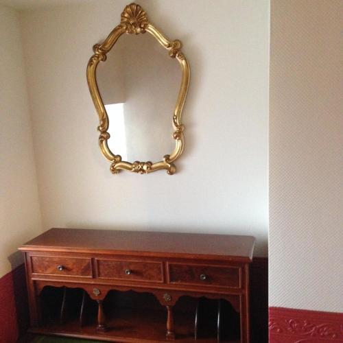 Foto de una habitación de Hotel Château de la Berchère
