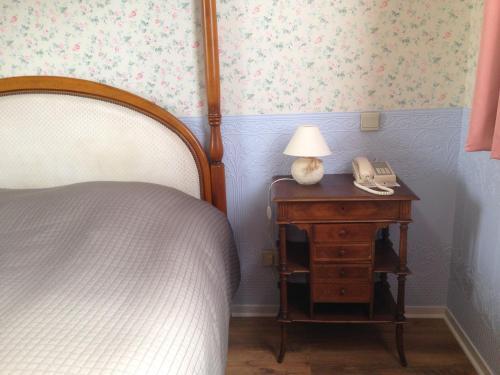 Foto de una habitación de Hotel Château de la Berchère