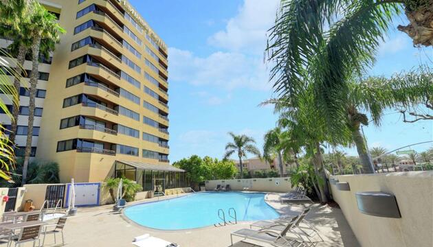 Foto de Hotel Embassy Suites by Hilton Anaheim Orange