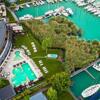 Foto de Hotel Golden Lake Resort