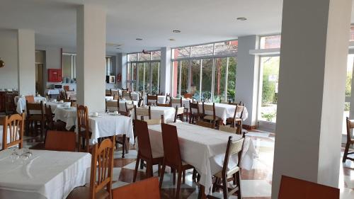 Foto de restauración de Apartamentos Santiago
