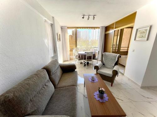 Foto de una habitación de Alquileres Vacacionales Mariscal 1 - Aloturin Benidorm