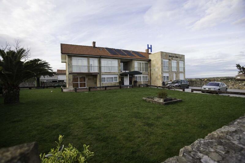 Foto del exterior de Hotel Alcamino