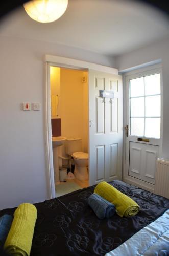 Foto del baño de Birchfields Guest House