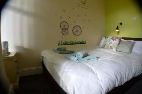 Foto de una habitación de Birchfields Guest House