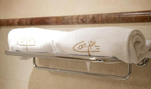Foto del baño de Hotel Can Xim