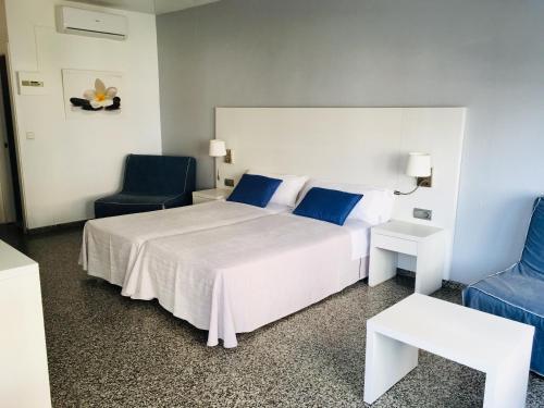 Foto de una habitación de Hostal Pitiusa