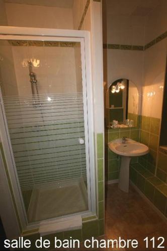Foto del baño de Hôtel de La Paix