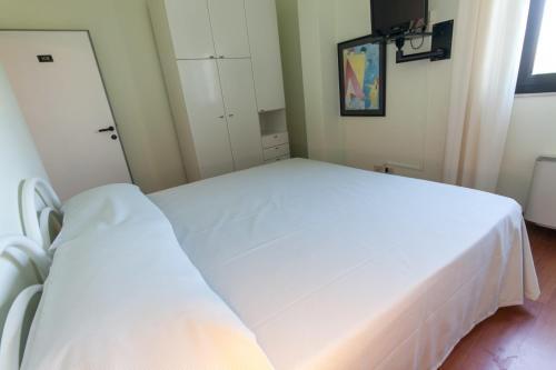 Room – L&amp;#039;Approdo Hotel