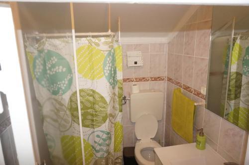 Foto del baño de Albergue Oriente DNA Rooms