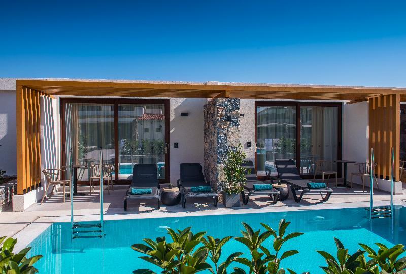 Foto de una habitación de Petousis Hotel &amp;amp; Suites