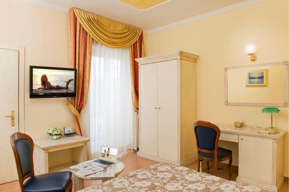 Foto de una habitación de Hotel City