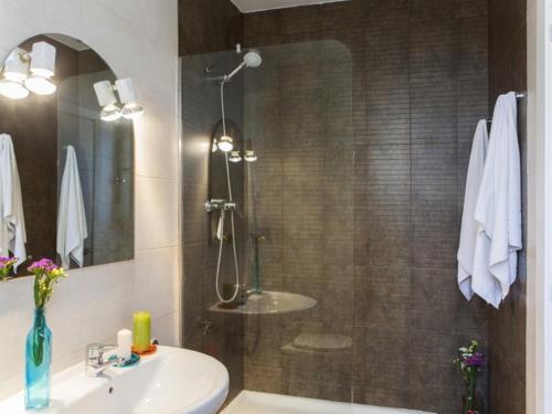 Foto del baño de Alquileres Vacacionales Citytrip Poble Nou Beach