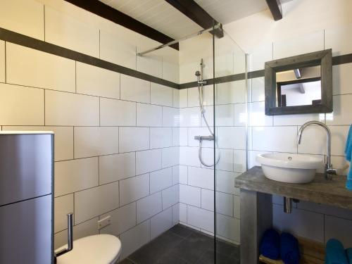 Bathroom – Ocean View Villas