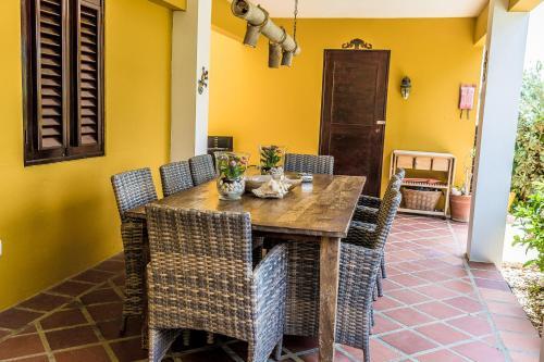 Room – Ocean View Villas