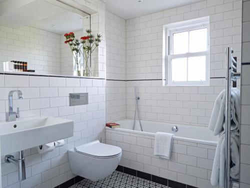 Bathroom – Hotel Cotswold Grange