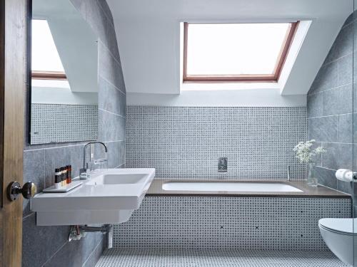 Bathroom – Hotel Cotswold Grange
