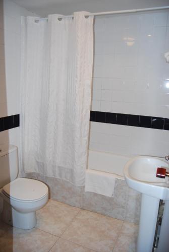 Foto del baño de Hotel El Haya