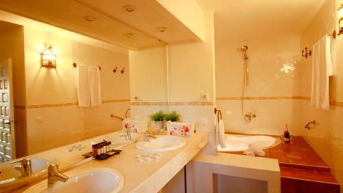 Foto de una habitación de Hotel Casona De Navalmedio