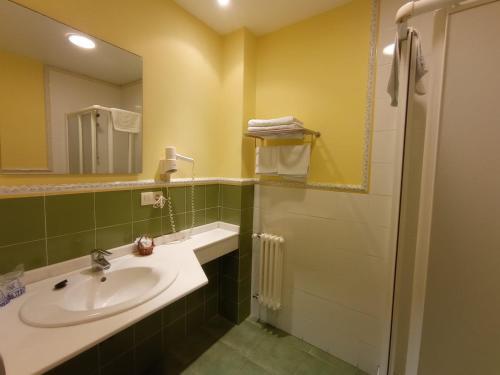 Foto del baño de Hotel A Raiña