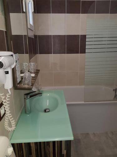 Foto del baño de Hôtel Port Beach