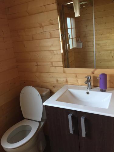 Foto del baño de Cabañas Madarsu