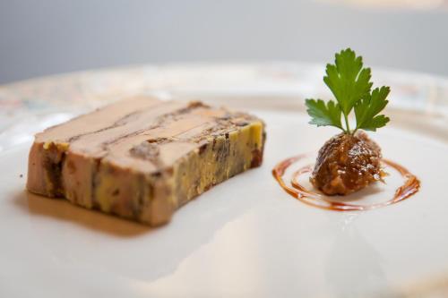 Foto de restauración de L&amp;#039; Escapade Hôtel &amp;amp; Restaurant