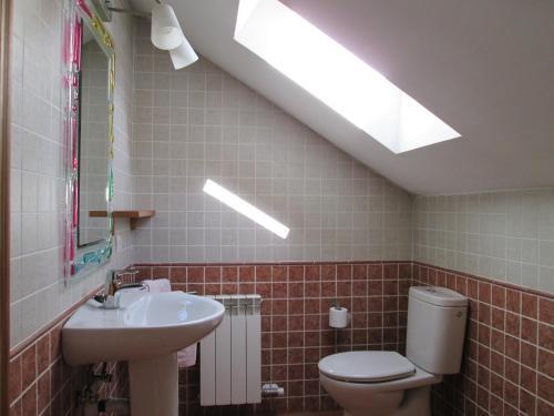 Bathroom – Hostal Rural La Tintoreria