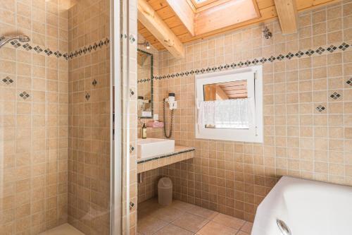 Bathroom – BaseCamp Apartments