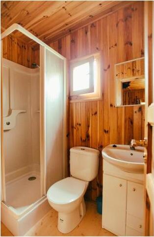 Foto del baño de Camping Bungalowpark Isábena
