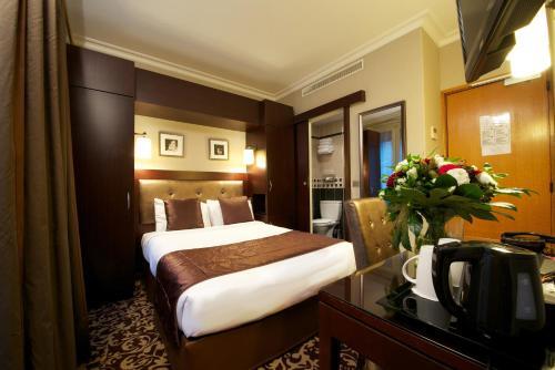 Room – Hotel Abbatial Saint Germain