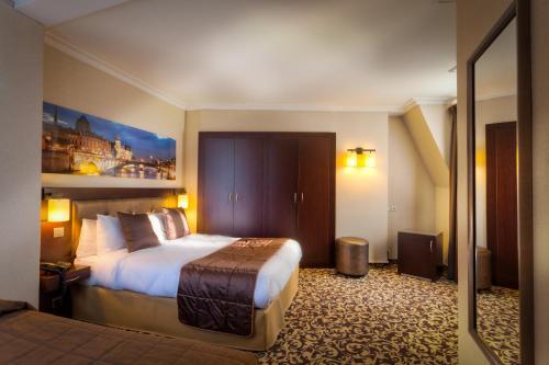 Room – Hotel Abbatial Saint Germain