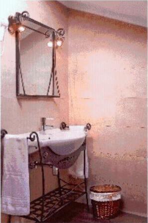 Foto del baño de Hotel Las Torres
